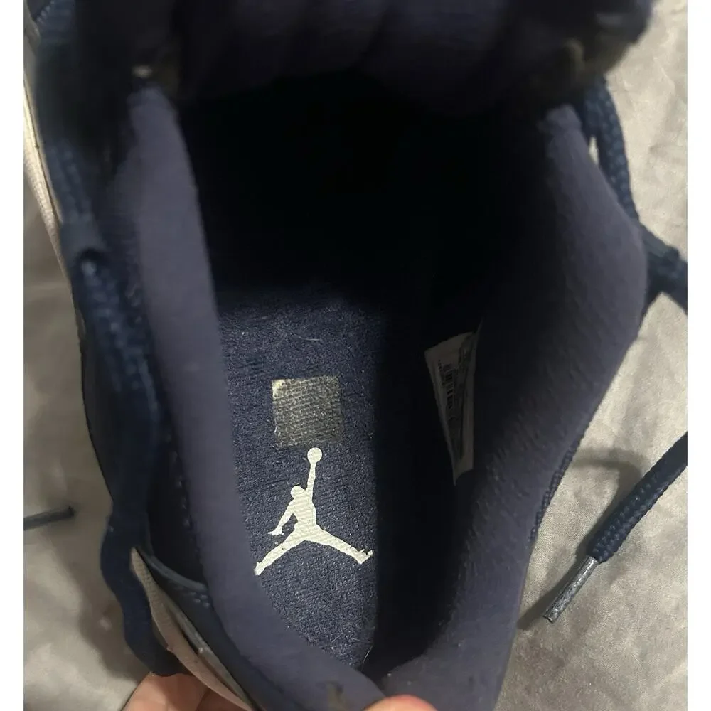 Nike Air Jordan 11 Retro Low Men's Size 10.5 Midnight Navy Gum 528895-405